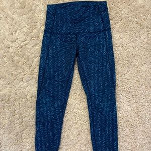 lululemon leggings. very good condition